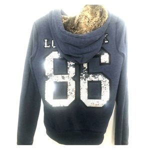 Pink {VS} with faux fur hoodie💕